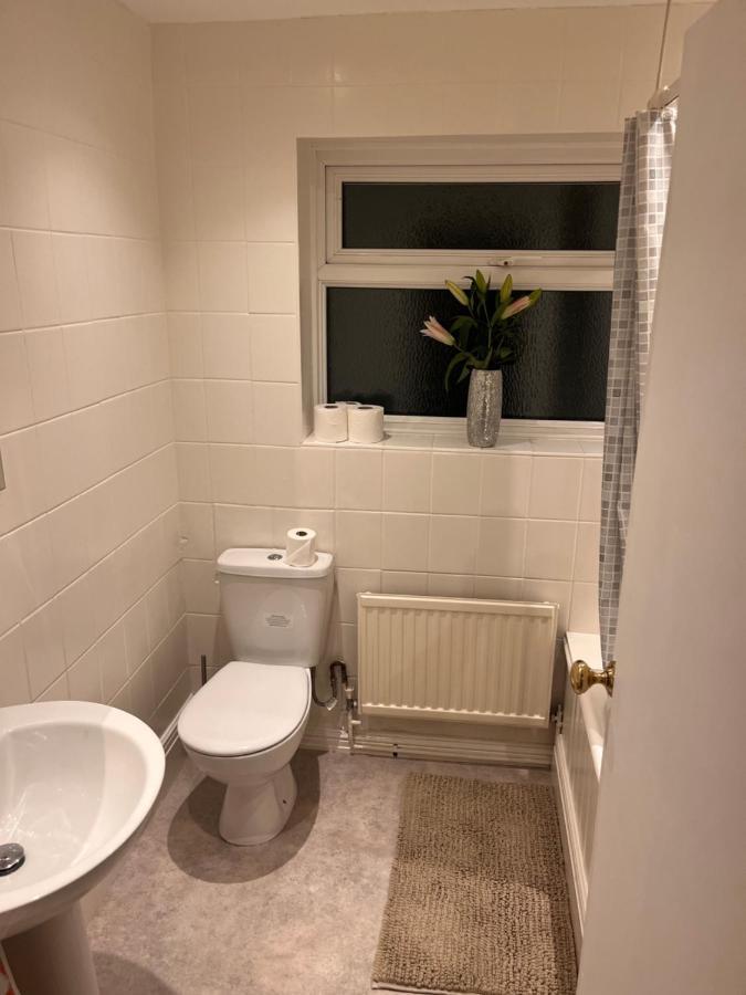 Luxury Cosy Retreat Apt London Bagian luar foto
