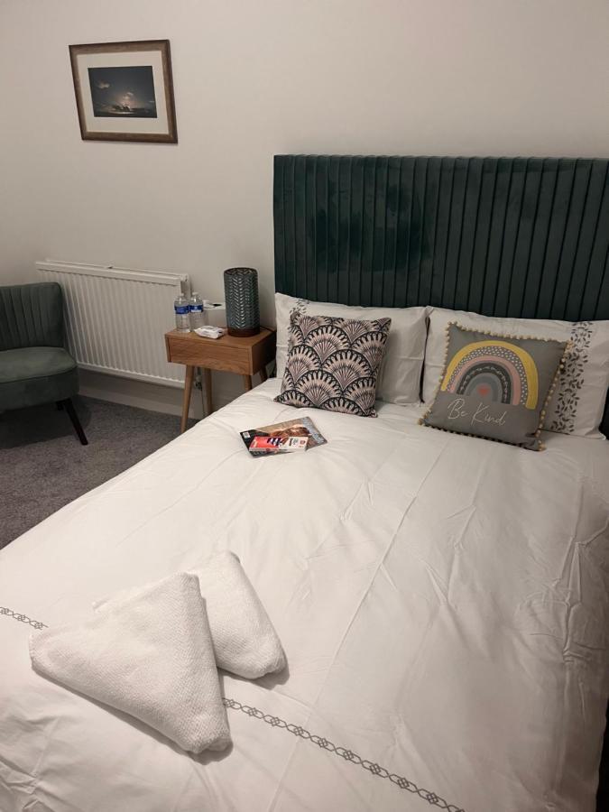 Luxury Cosy Retreat Apt London Bagian luar foto