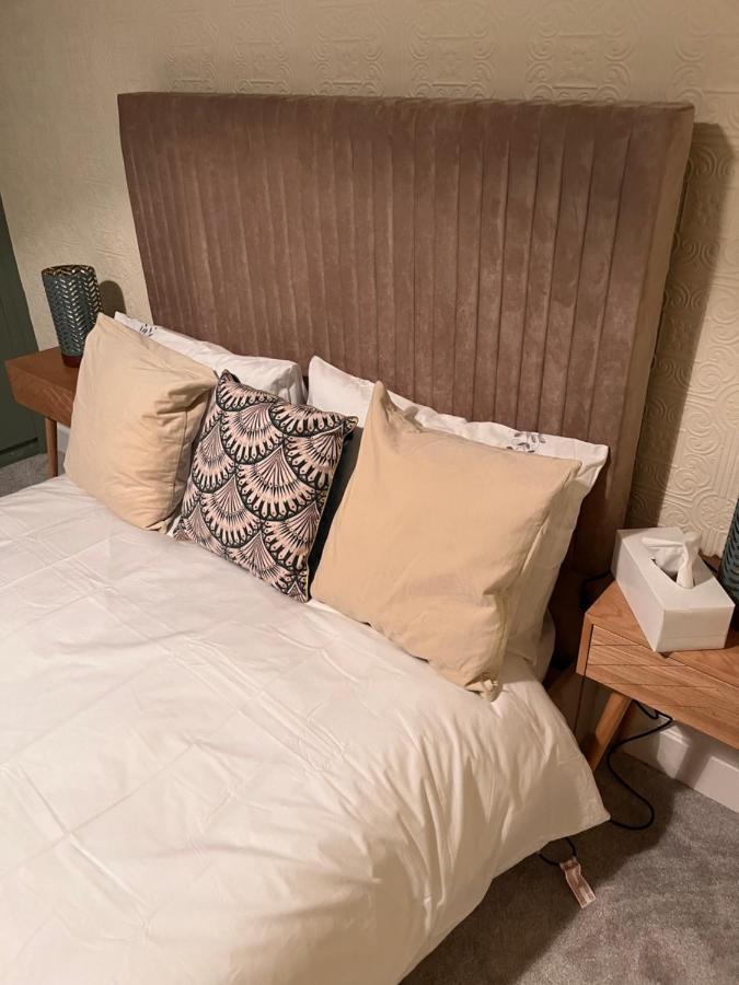 Luxury Cosy Retreat Apt London Bagian luar foto