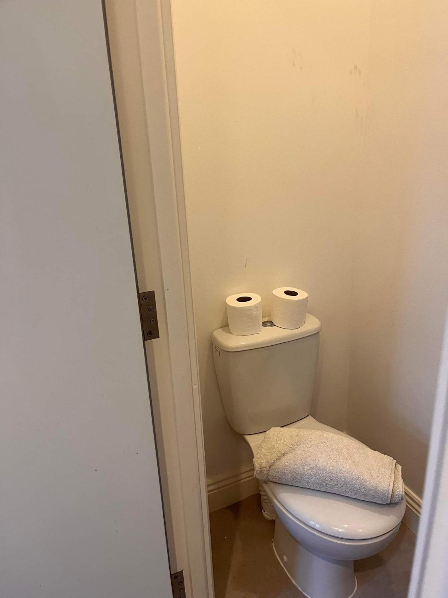Luxury Cosy Retreat Apt London Bagian luar foto